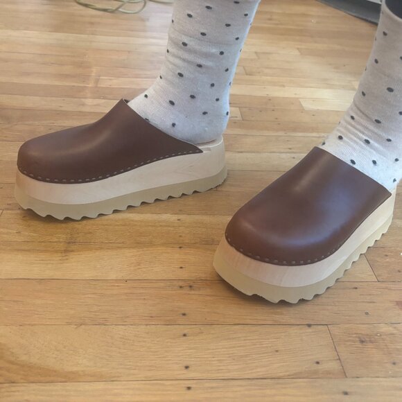 Bryr clogs - Chonk in Coffee - Picture 8 of 11